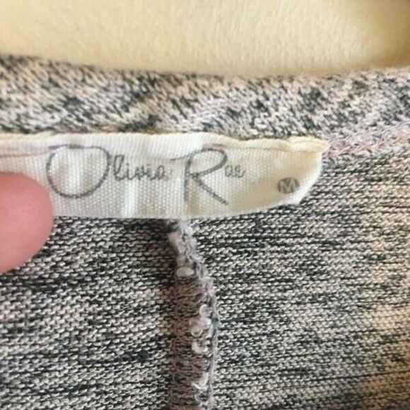 Olivia Rae medium grey top - Picture 2 of 3